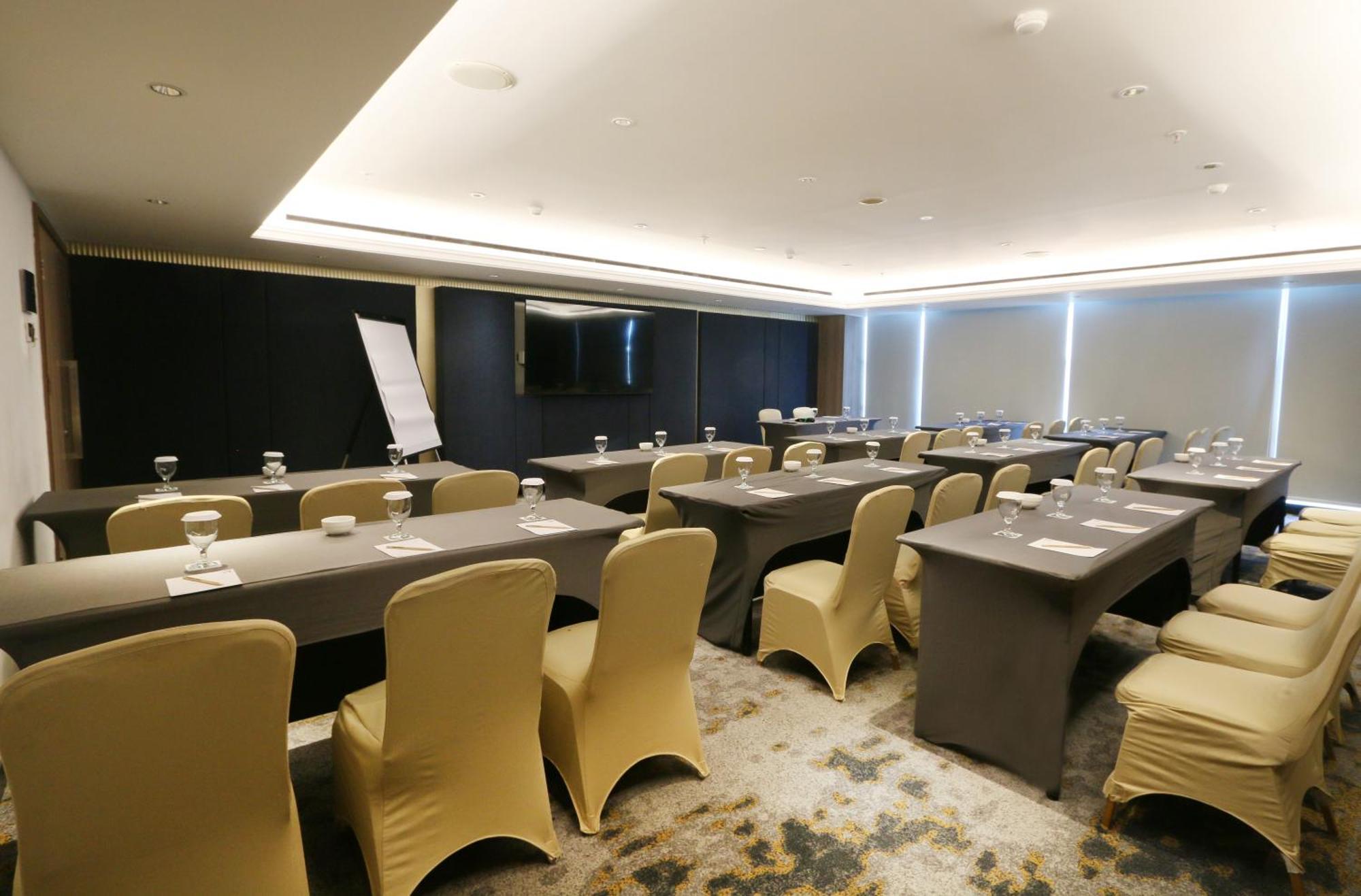Java Paragon Hotel & Residences Surabaya Luaran gambar